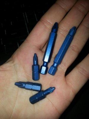 wiha_inkra_screwdriver_bit_blue.jpg