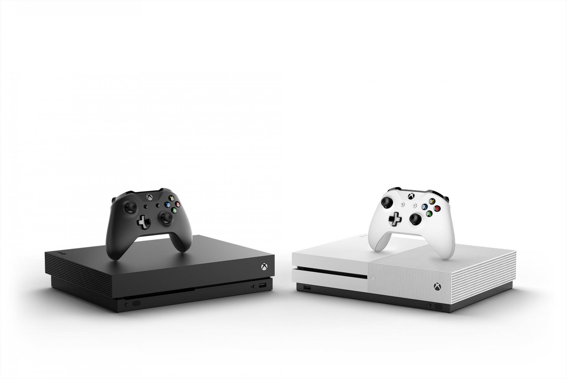 xbox_one_x_console_controller_hrz_family_mirror_white_and_black.jpg