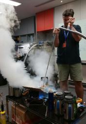 Gigabyte 7.5GHz i7 7740K -2.jpeg