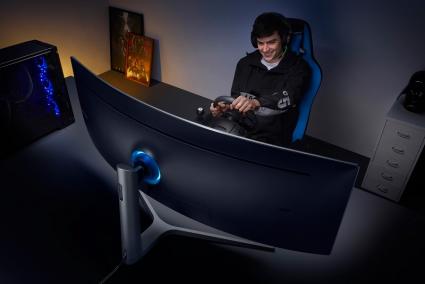 samsung chg90 gaming.jpg