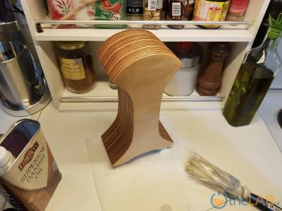 diy_headphone_headset_stand_wood_plywood_image1005.jpg