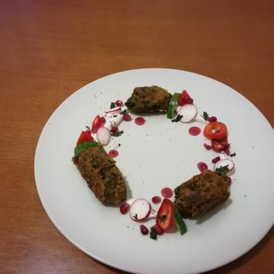 Kofta tahini sauce salad.jpg