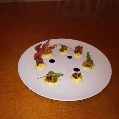 Shrimp with grits.jpg