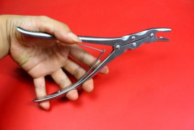 Medical-orthopedic-instrument-olecranon-type-rongeur-forceps-stainless-steel-double-joint-bone-rongeur-forceps.jpg