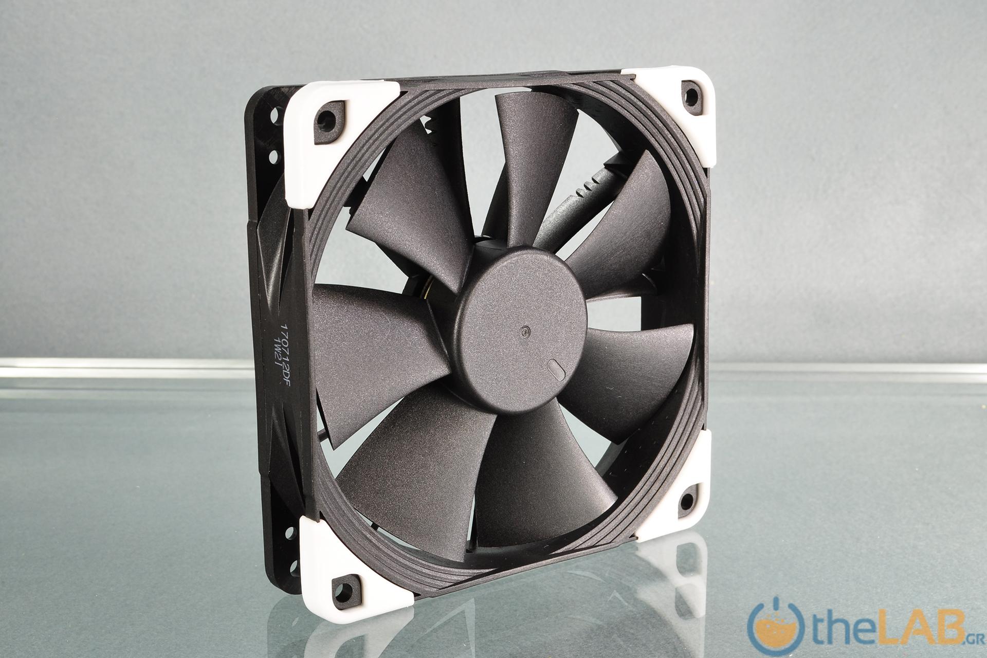 Noctua-Chromax_47_124.jpg