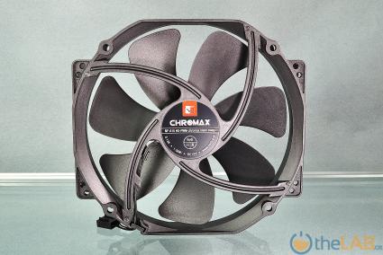 Noctua-Chromax_34_97.jpg
