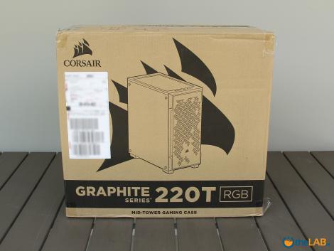Corsair_Graphite_220T_white_rgb_atx_computer_case_mid_tower_gaming_exterior_design_review_image003.jpg