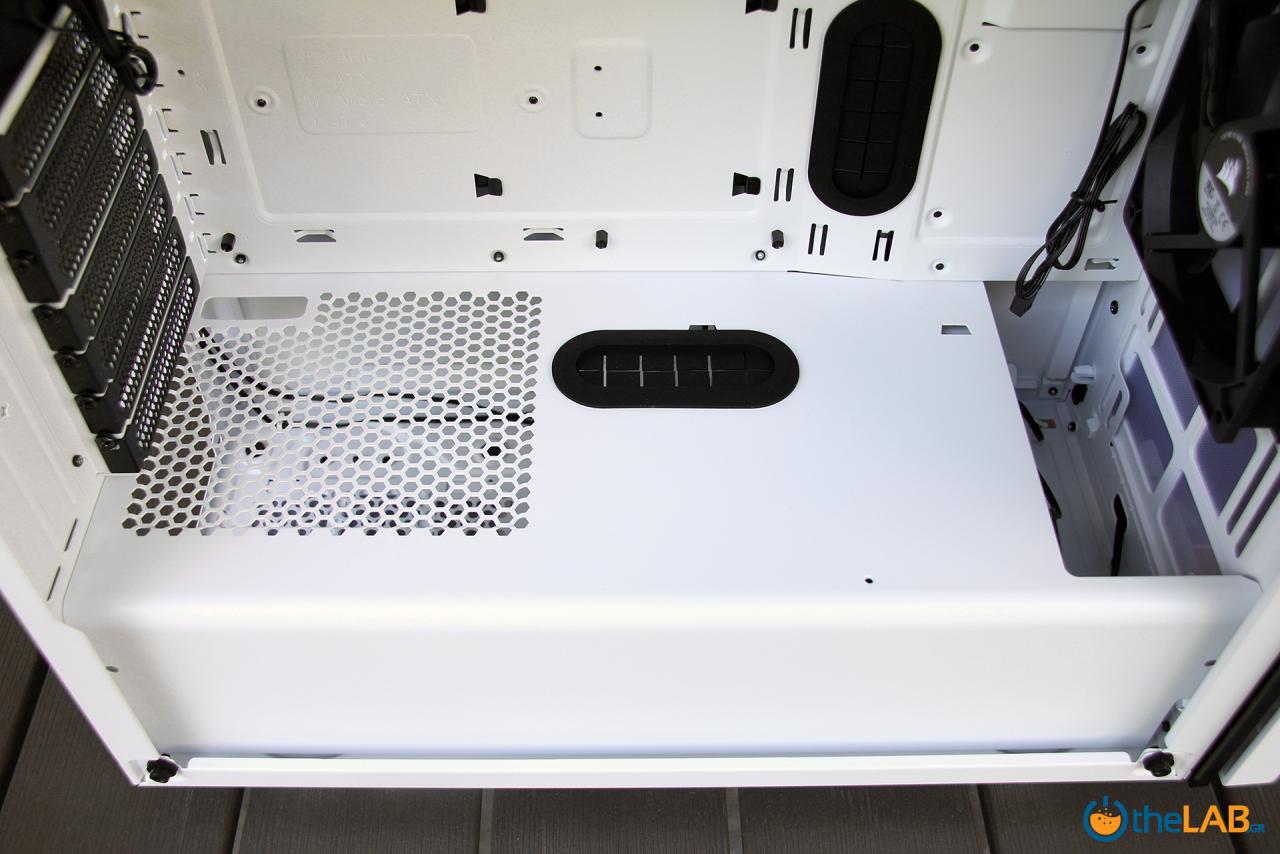 Corsair_Carbide_SPEC-06_RGB_Tempered_Glass_Case_review_interior_image011.jpg