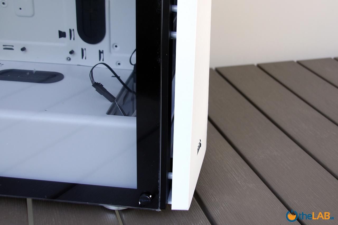 Corsair_Carbide_SPEC-06_RGB_Tempered_Glass_Case_review_package_exterior_image010.jpg