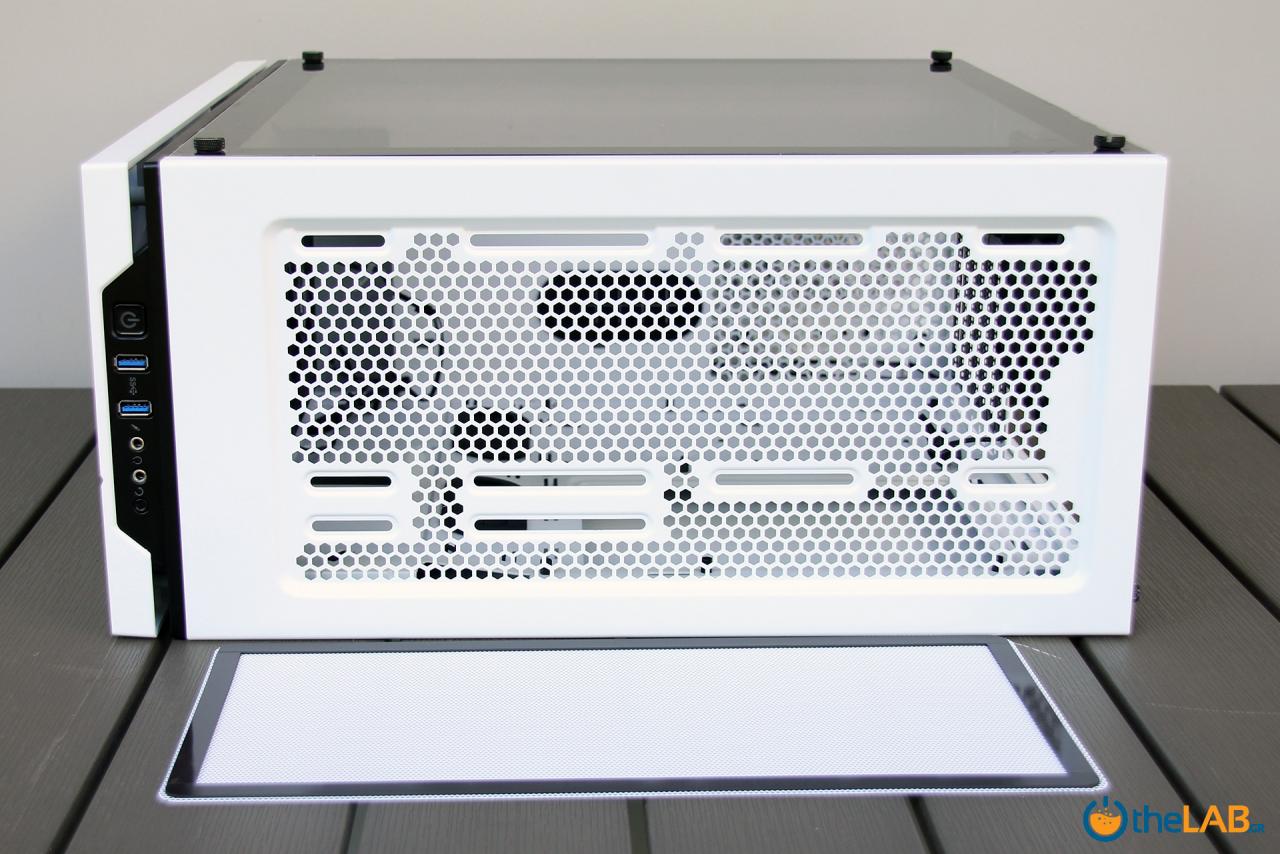 Corsair_Carbide_SPEC-06_RGB_Tempered_Glass_Case_review_package_exterior_image023.jpg