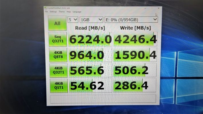 lexar_7gb_ssd_pcie_40_the_ssd_review_2.jpg