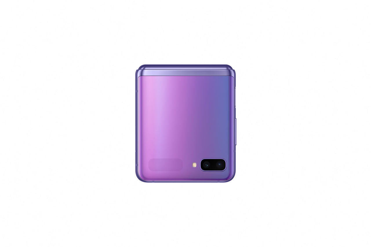 002_galaxyzflip_mirror_purple_folded_front.jpg