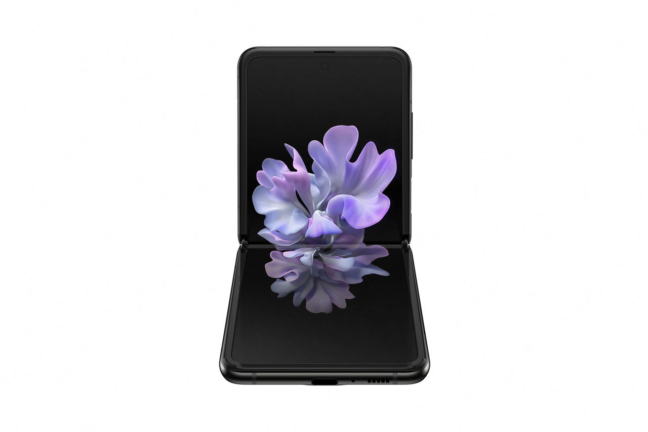 012_galaxyzflip_mirror_black_front_table_top.jpg