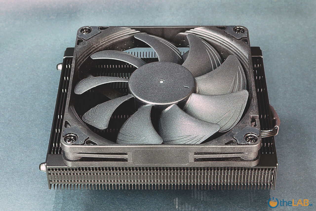 017_Noctua-NH-L9a-AM4-Chromax.Black_Cooler3[4-04_0102.jpg