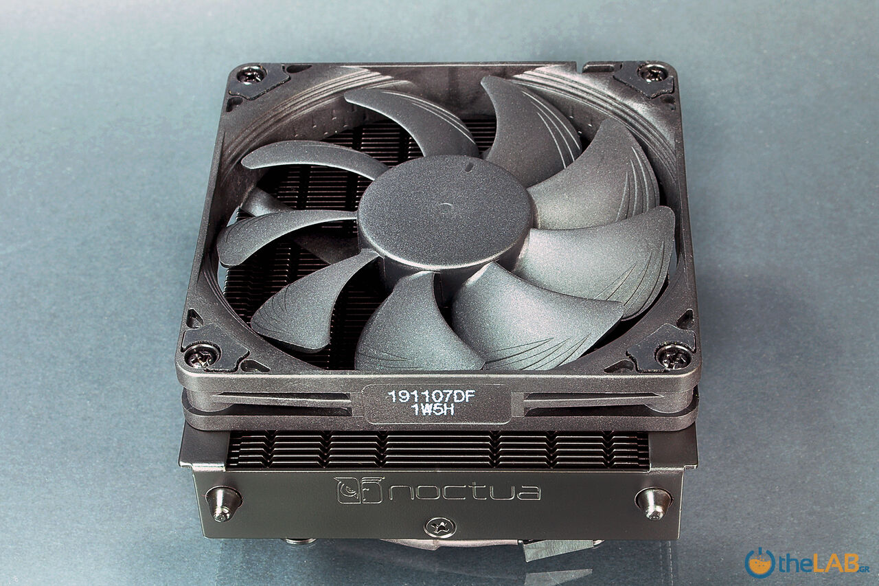 019_Noctua-NH-L9a-AM4-Chromax.Black_Cooler3[4-06_0104.jpg