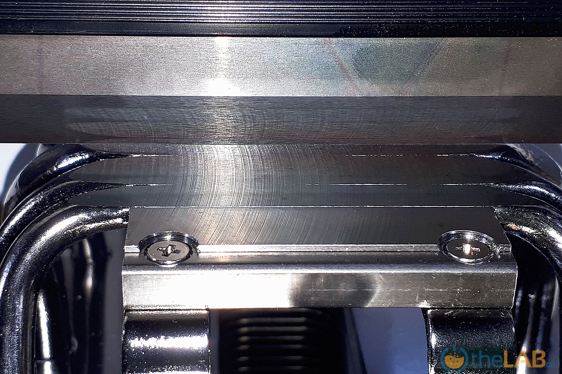 212b_Corsair_A-500_S-A'_ColdPlateFlatness-Ligth2_223236.jpg