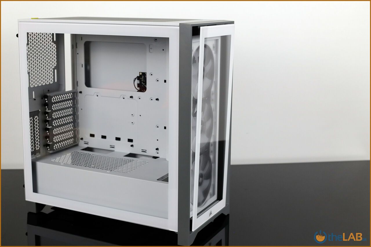 Corsair_icue_4000x_rgb_case_smart_exterior_interior_mid_tower_gaming_case_smart_review_image554.jpg
