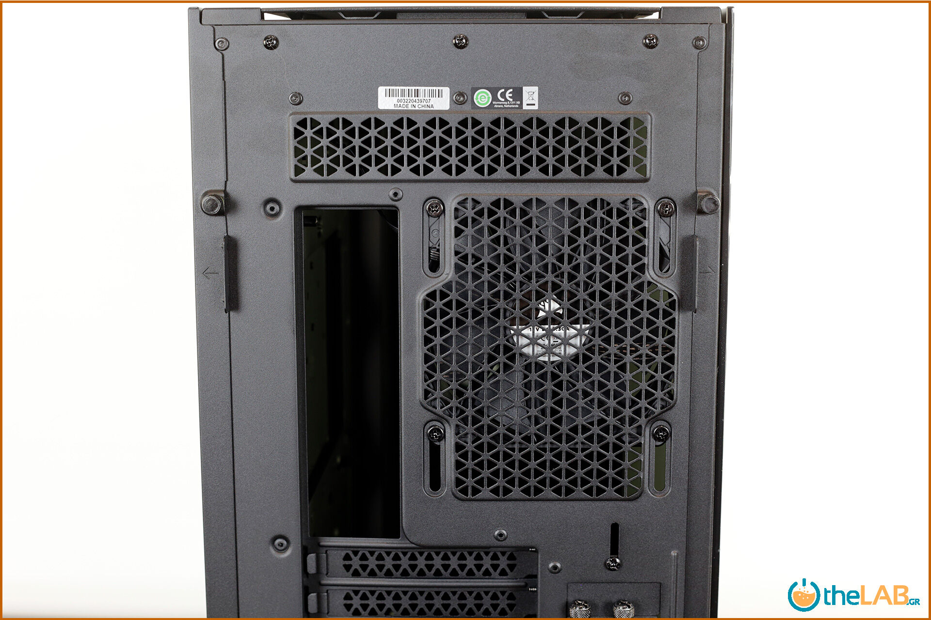 large.Corsair_icue_5000D__case_smart_exterior_interior_mid_tower_gaming_case_smart_review_image635.jpg