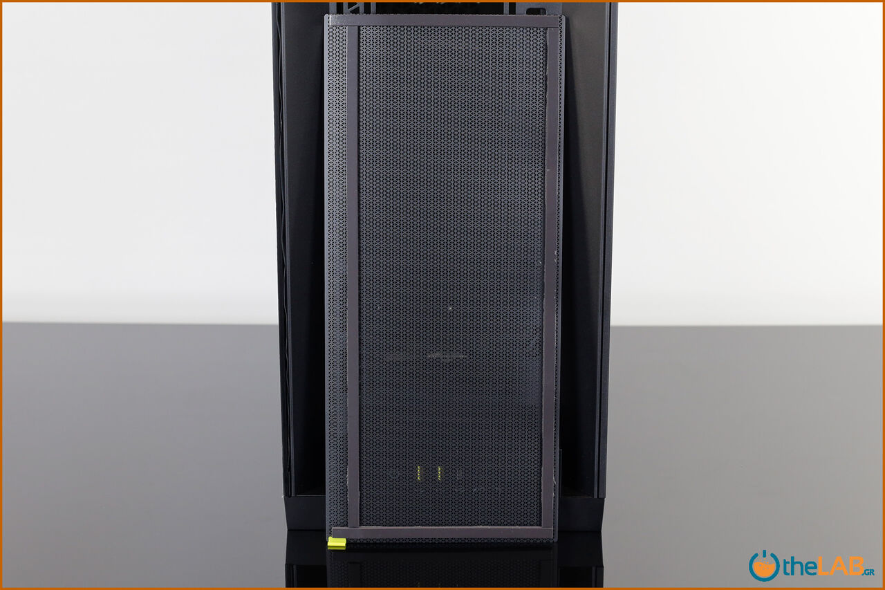 Corsair_icue_5000D__case_smart_exterior_interior_mid_tower_gaming_case_smart_review_image642.jpg