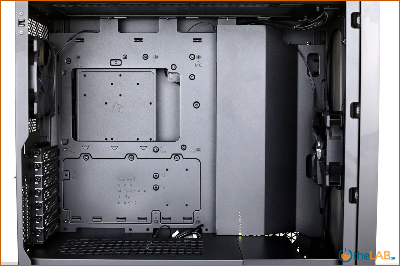 Corsair_icue_5000D__case_smart_exterior_interior_mid_tower_gaming_case_smart_review_image658.jpg