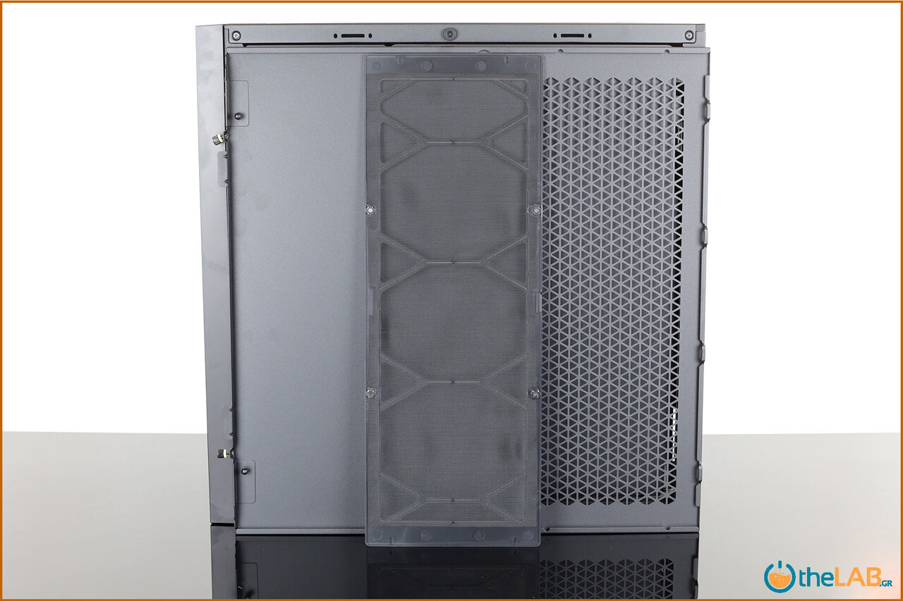 Corsair_icue_5000D__case_smart_exterior_interior_mid_tower_gaming_case_smart_review_image662.jpg