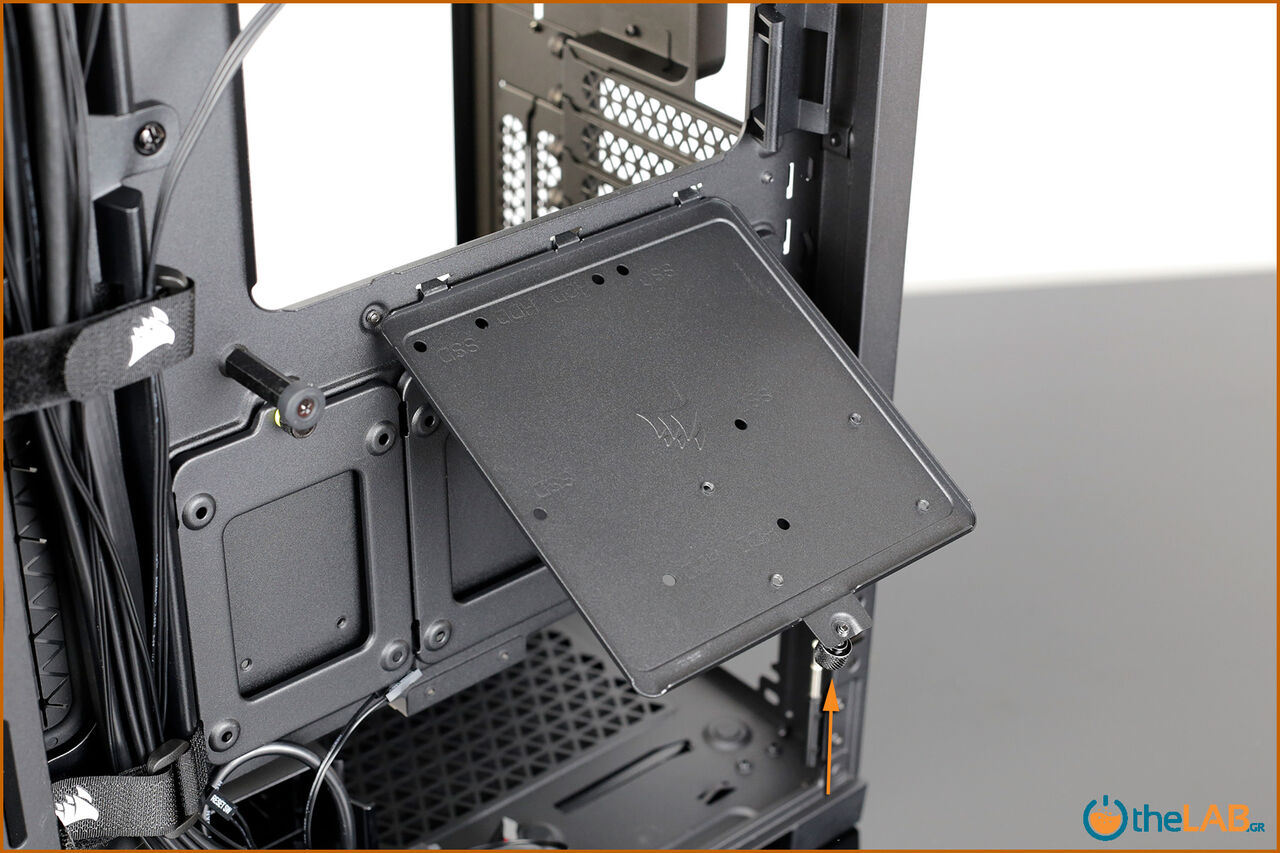 Corsair_icue_5000D__case_smart_exterior_interior_mid_tower_gaming_case_smart_review_image675.jpg