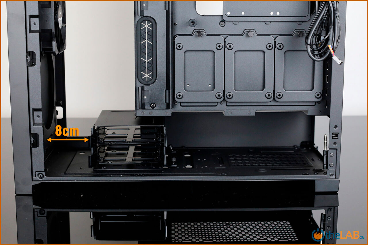 Corsair_icue_5000D__case_smart_exterior_interior_mid_tower_gaming_case_smart_review_image687.jpg