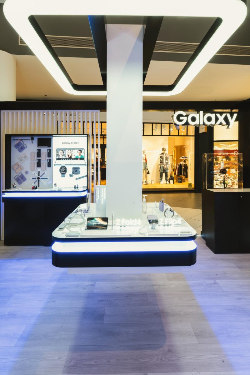 samsungpopupstore_thessaloniki_0.jpg