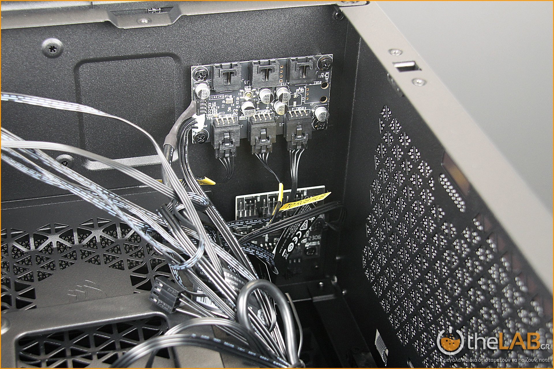 large.corsair_2000d_case_review_icue_mini_itx_exterior_interior_airflow_image017.jpg