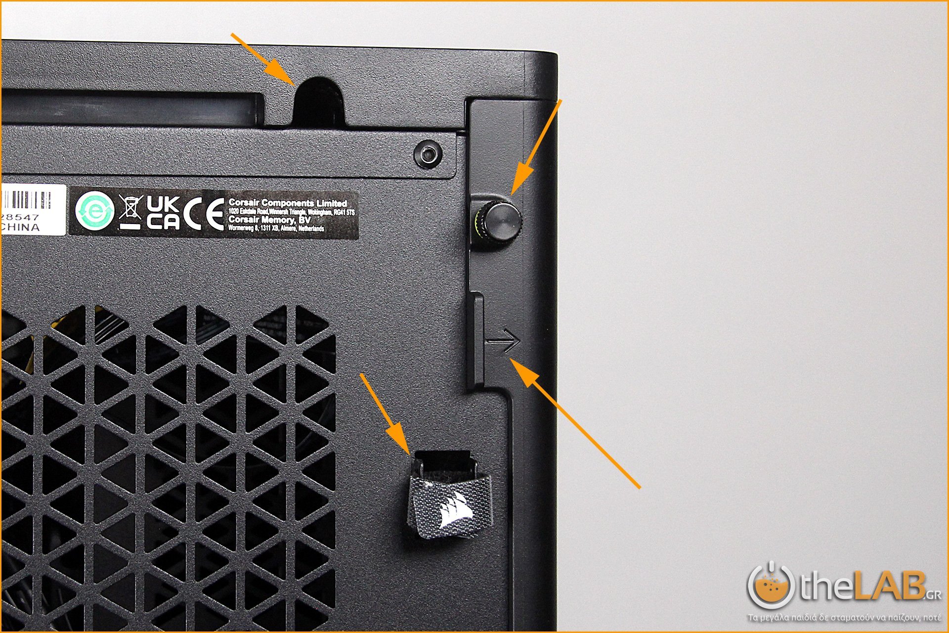 large.corsair_2000d_case_review_icue_mini_itx_exterior_packaging_airflow_image010.jpg