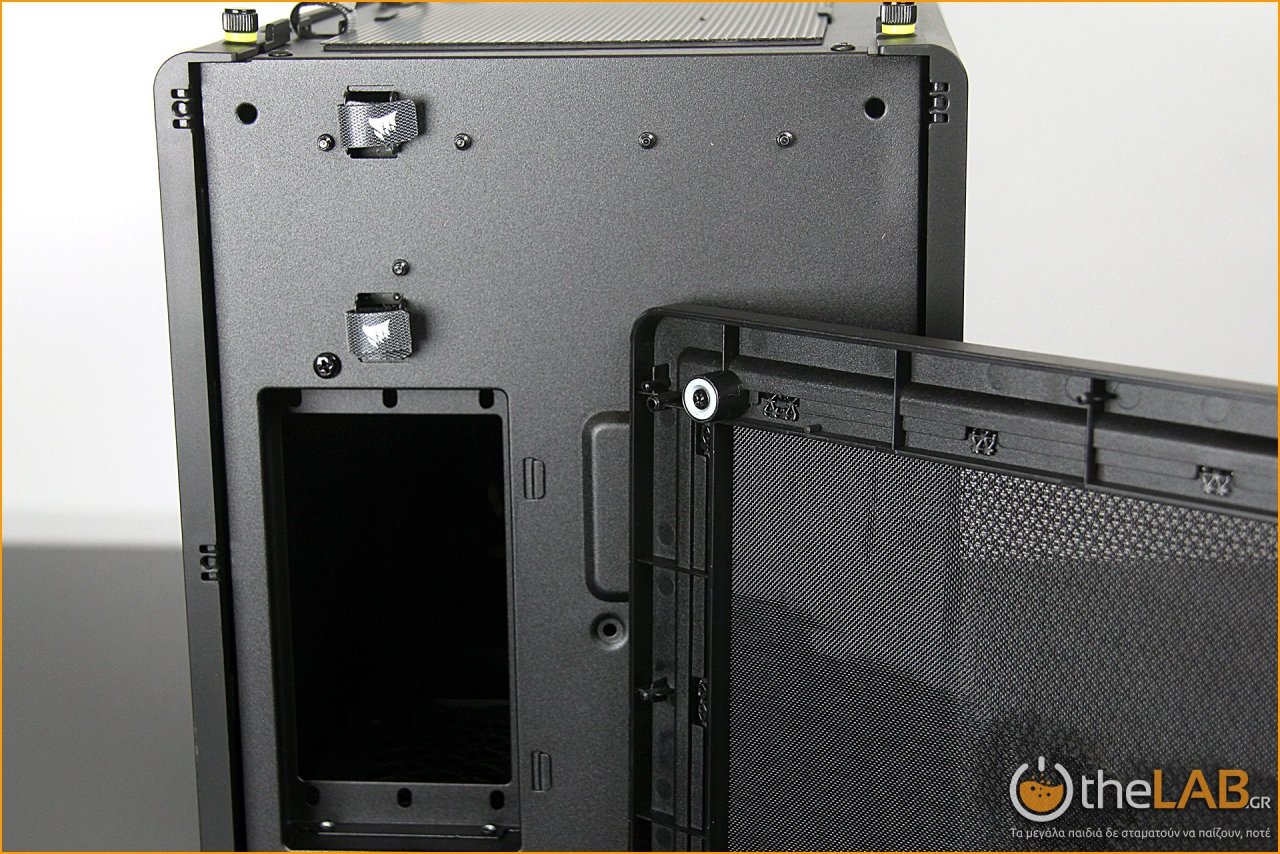 corsair_2000d_case_review_icue_mini_itx_exterior_packaging_airflow_image016.jpg
