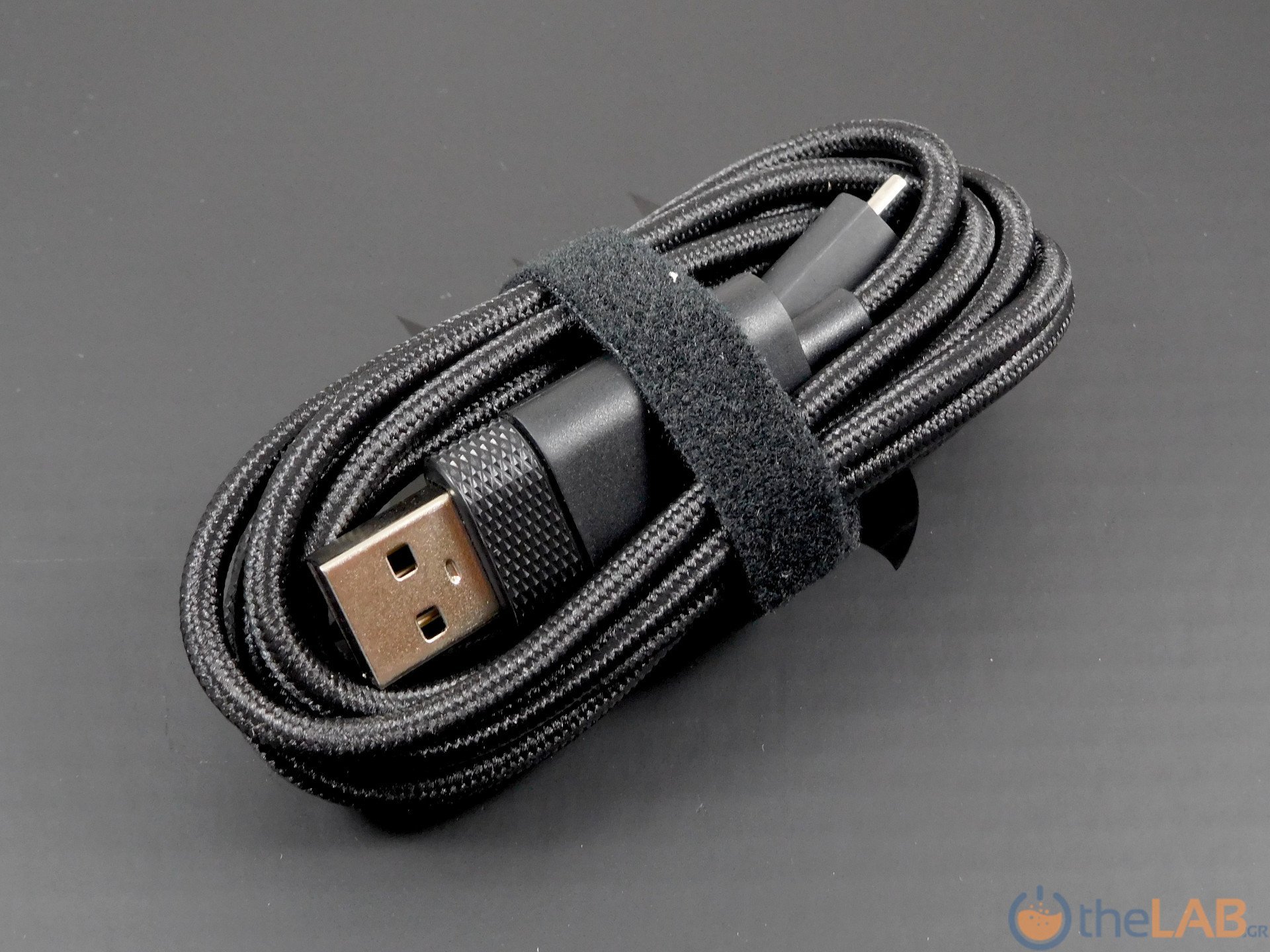 large.Corsair_HS80_Max_Wireless_Headset_