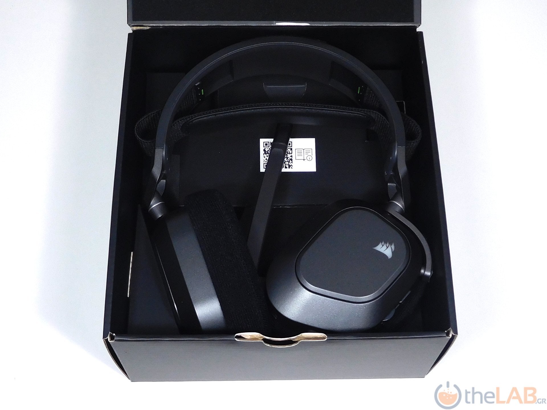 large.Corsair_HS80_Max_Wireless_Headset_