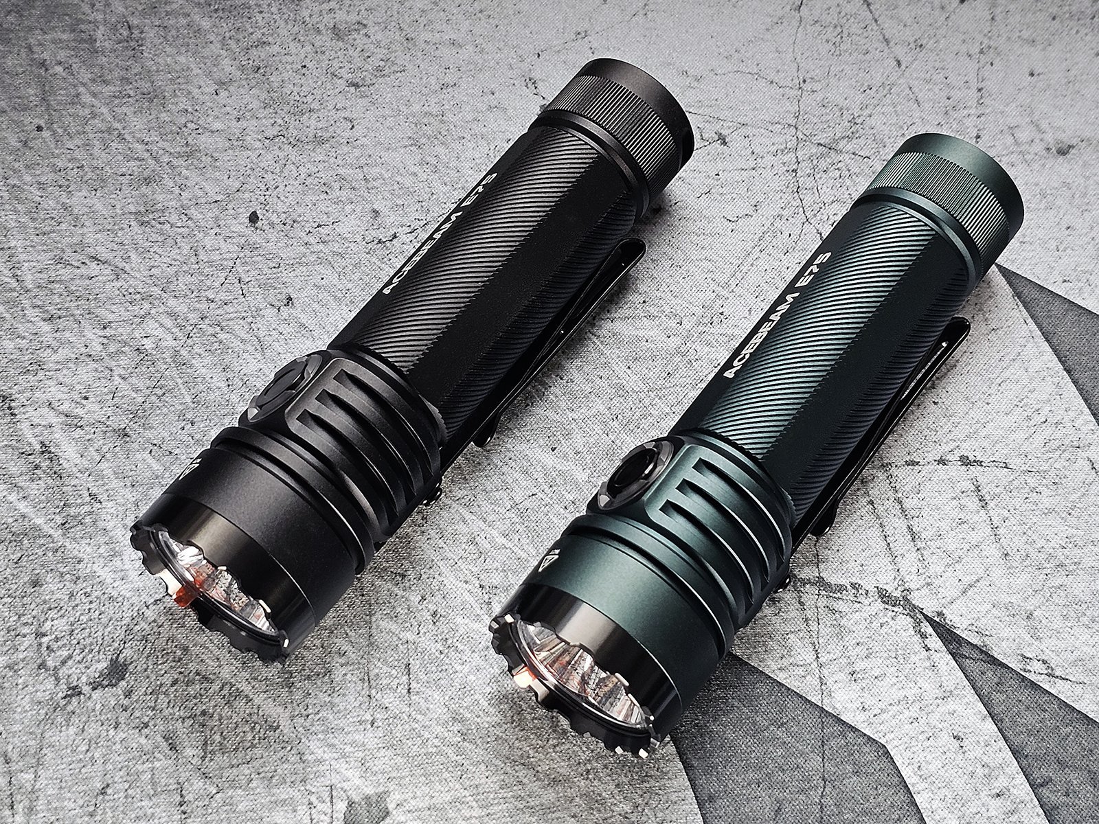 Acebeam E75 - Cool White vs. High CRI - Reviews in English - TheLab.gr