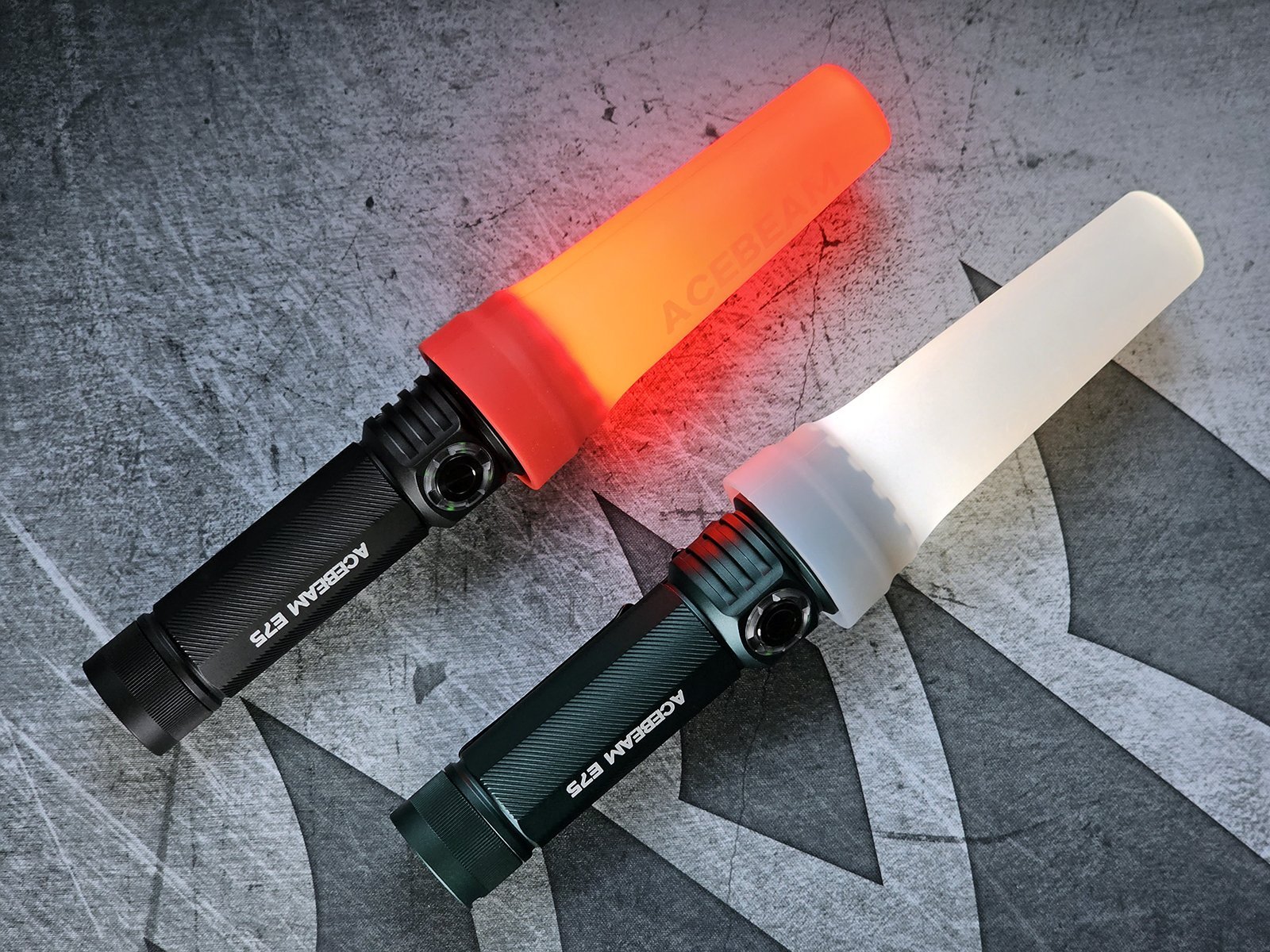 Acebeam E75 - Cool White vs. High CRI - Reviews in English - TheLab.gr