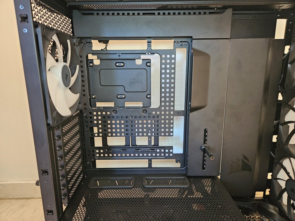cable shrouds installed.jpg