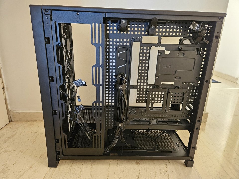 shroud for fan installed.jpg