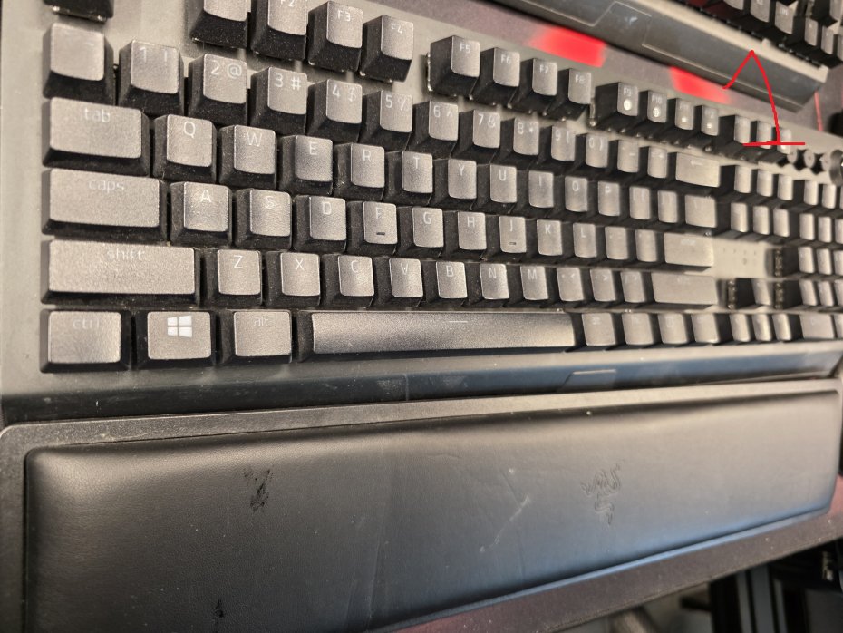 Set1-Razer Blackwidow V3 Pro.jpg