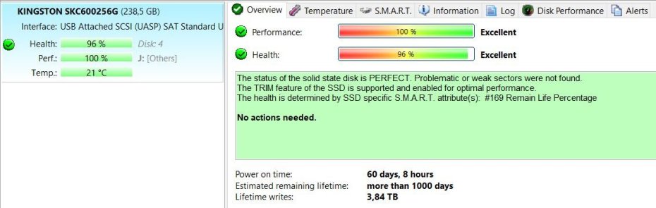 Kingston SKC600256G-3.JPG