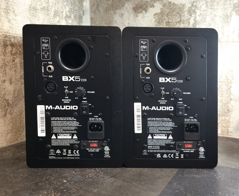 M-AUDIO-02.jpg