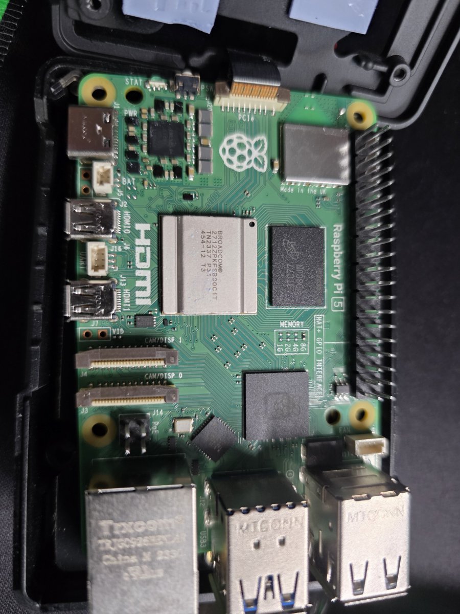 RPi5 - 8GB - 240GB - Argon Neo Case -  (2).jpg