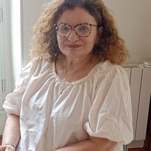 Stephanie Urfer , Hypnose à Versailles, France