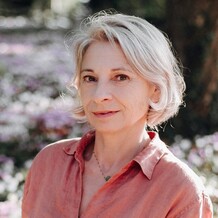 Catherine Vayssiere , Yoga à Saint Cyr Sur Loire, France