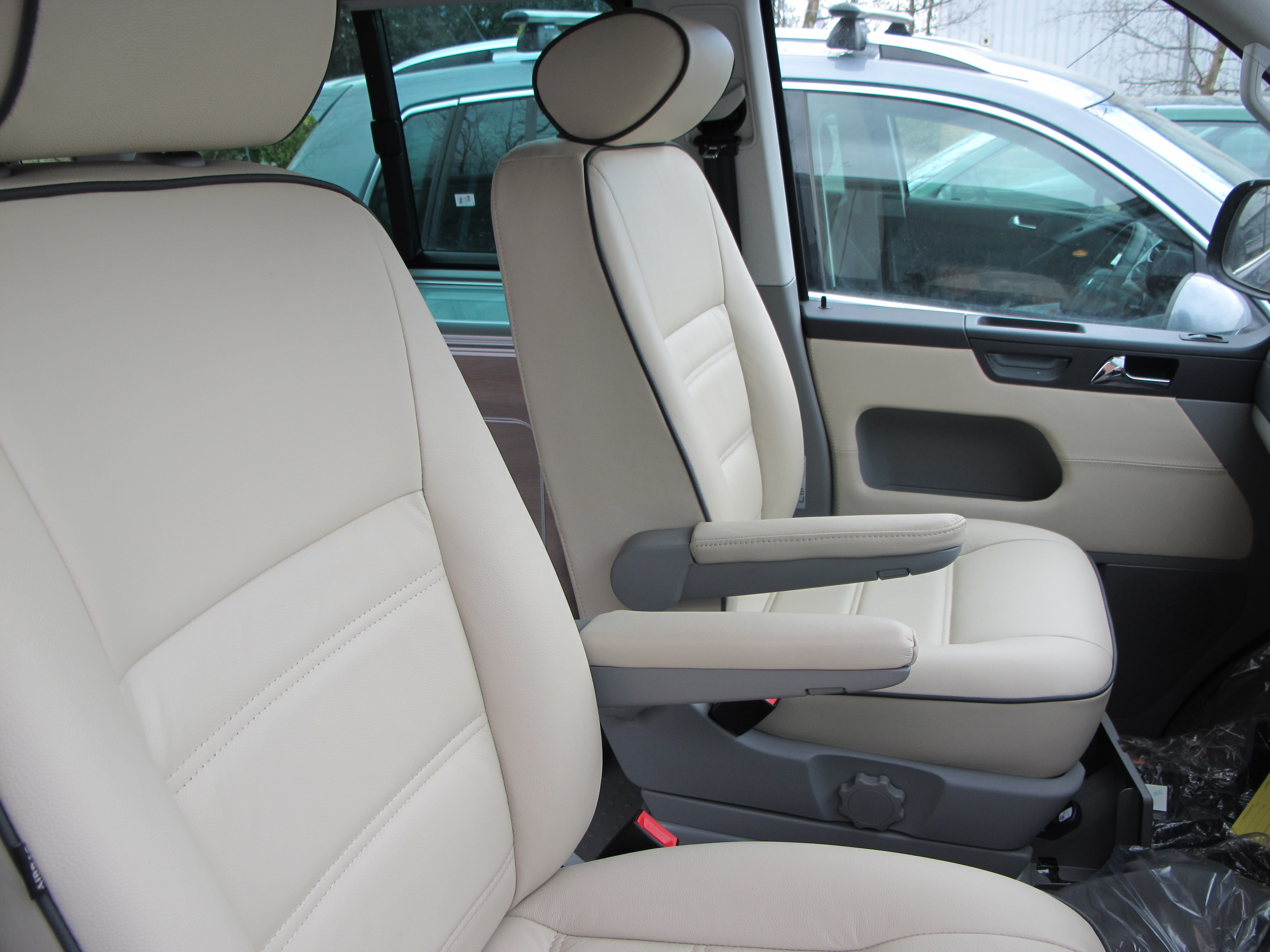 VW California Seat Surgeons