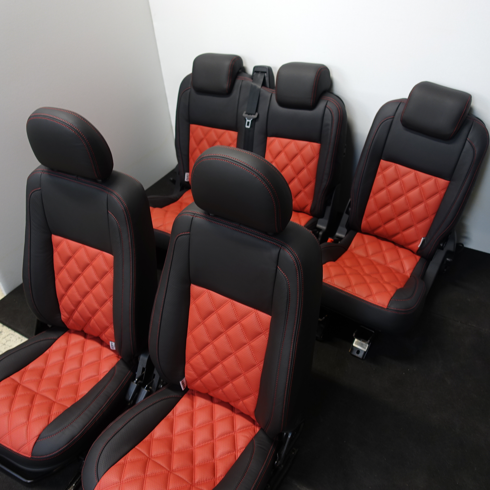 Land Rover Defender 5 Seater Seat Surgeons