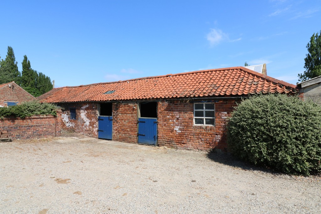 Acaster Lane, Appleton Roebuck, York, YO23 7BW Thomlinsons