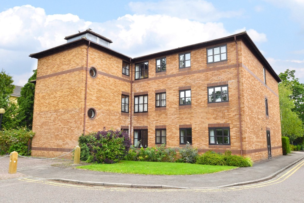 Wetherby Road, Harrogate, HG2 Thomlinsons