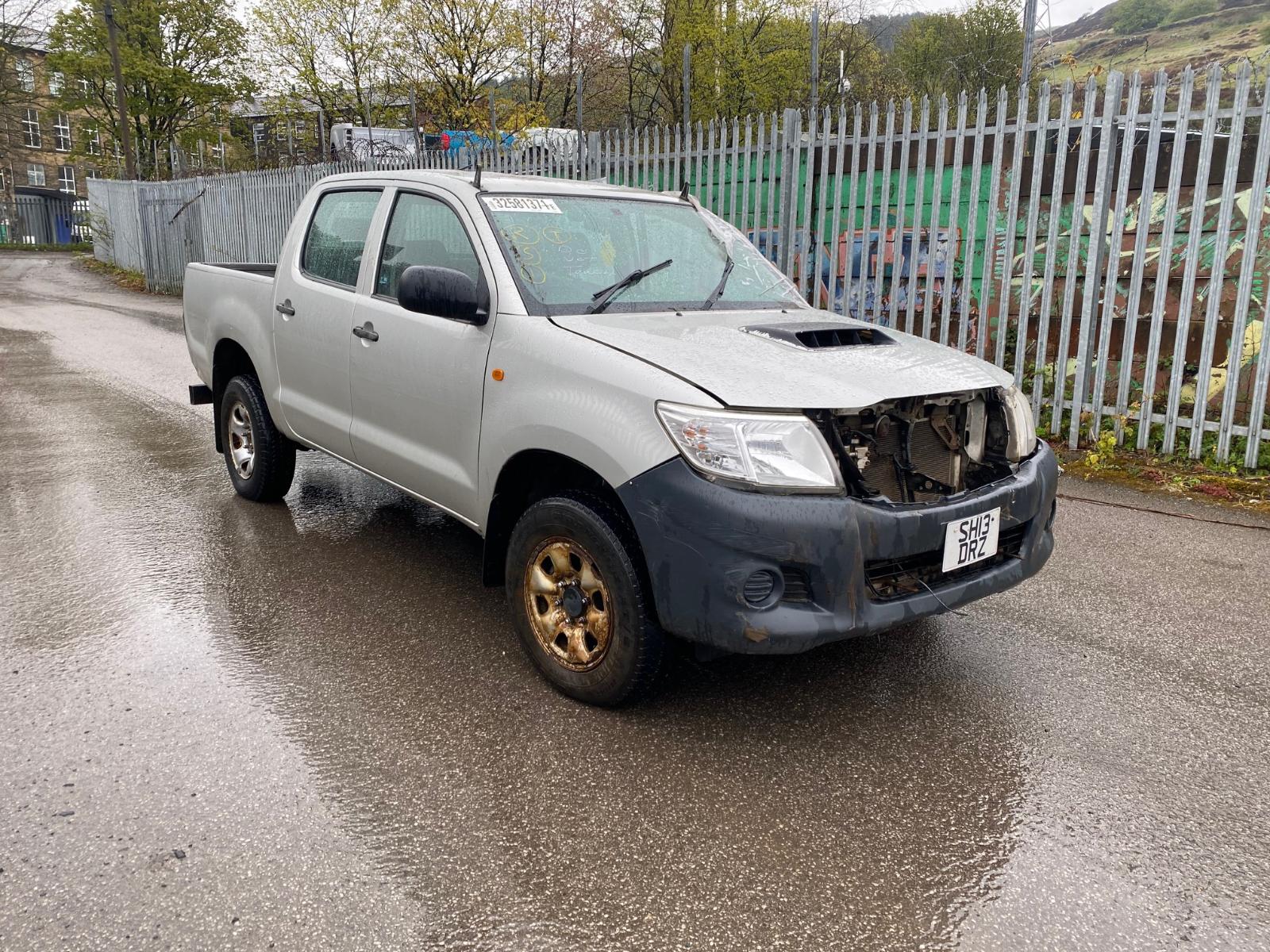 Image for a TOYOTA HILUX 2013 4 Door Pickup