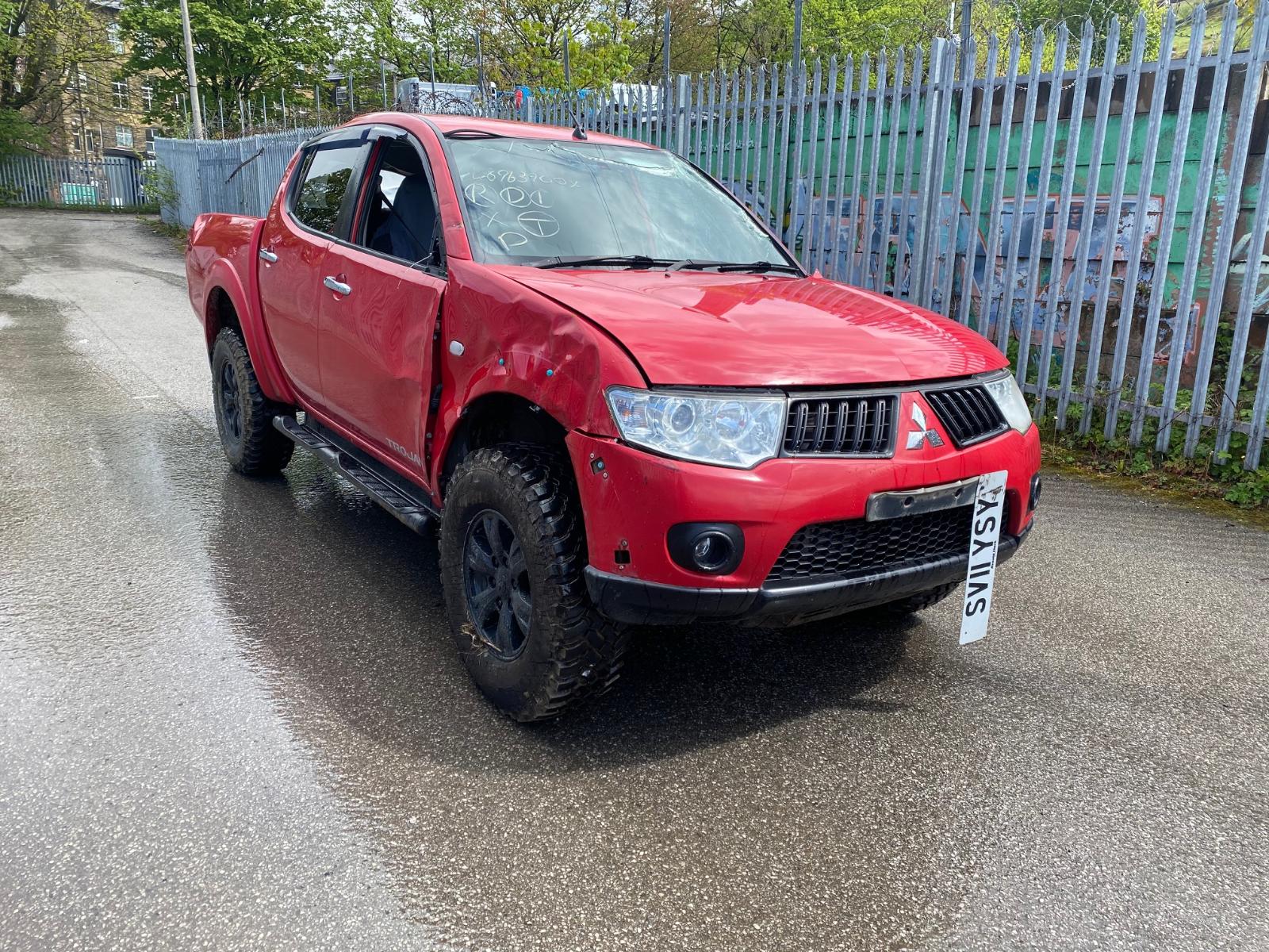 Image for a MITSUBISHI L200 2011 4 Door Pickup