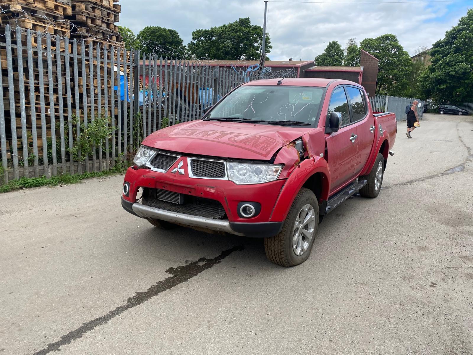 Image for a MITSUBISHI L200 2011 4 Door Pickup